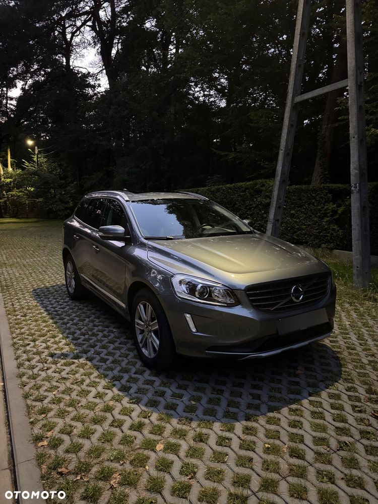 Volvo XC 60 D5 AWD Summum - 1