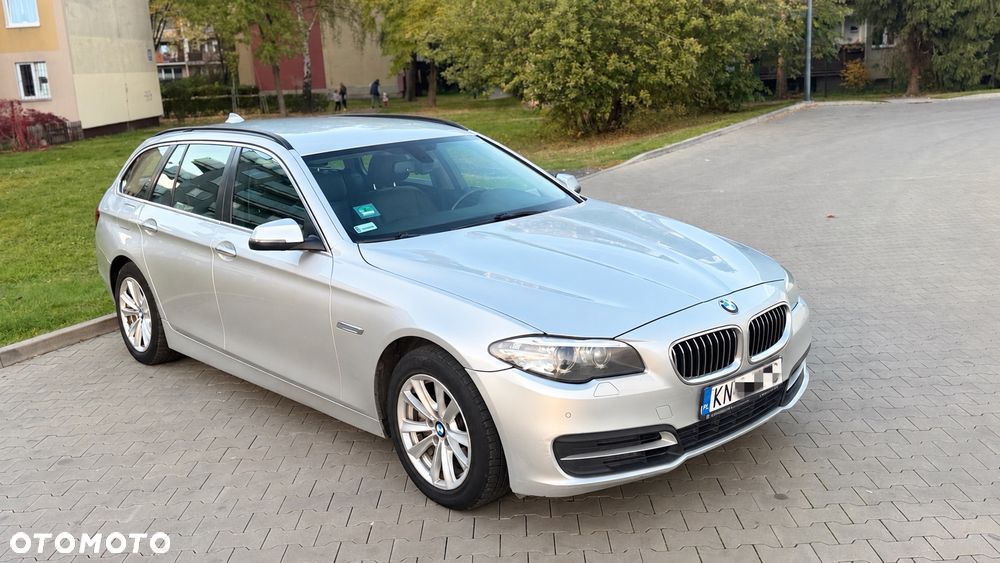 BMW Seria 5 525d Luxury Line - 25
