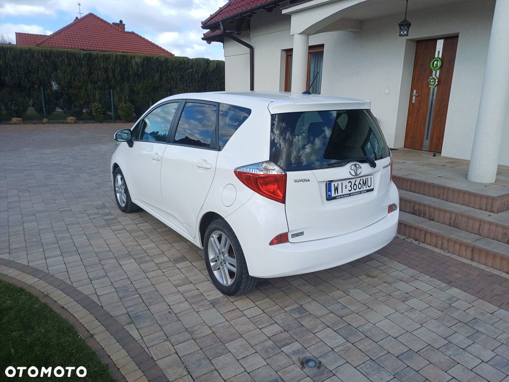 Toyota Verso S 1.33 Active MS - 2