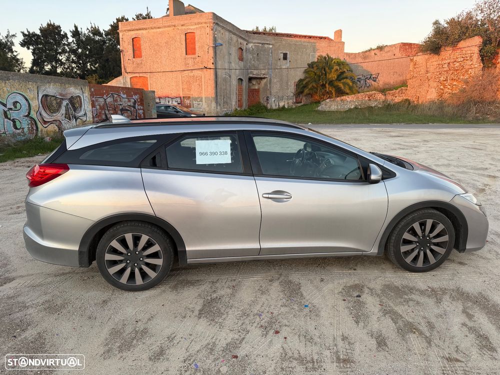 Honda Civic Tourer 1.6 i-DTEC Executive - 3
