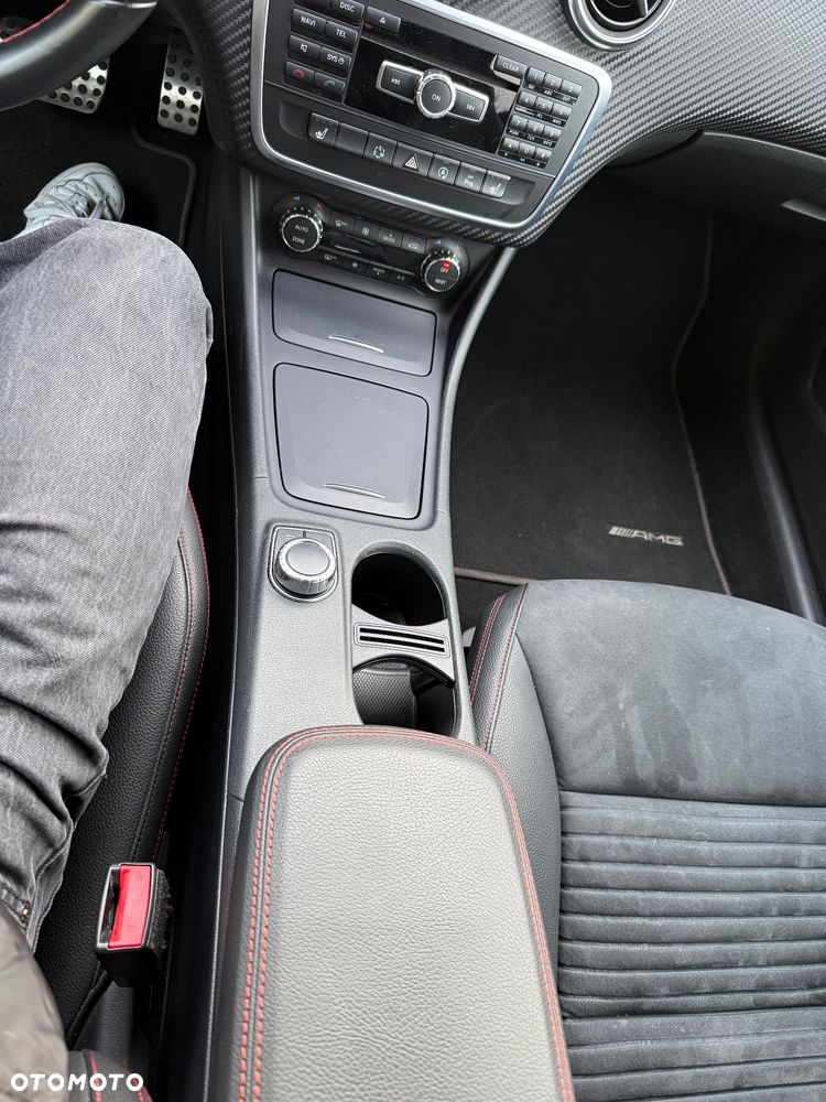Mercedes-Benz Klasa A 250 7G-DCT SCORE - 17