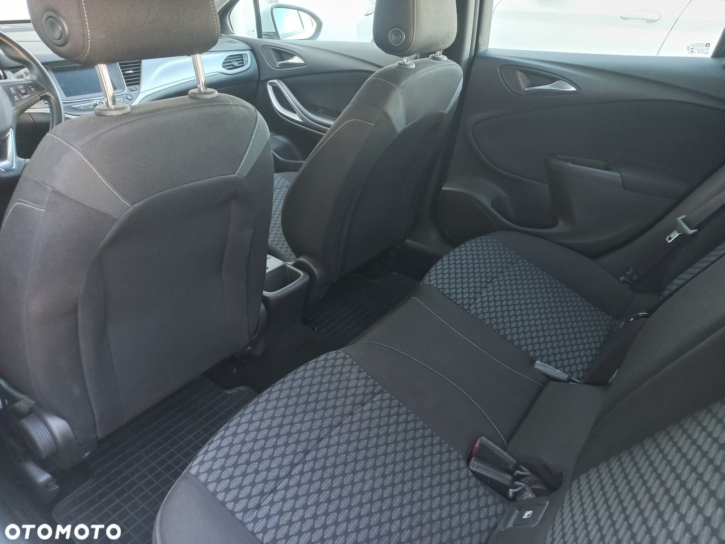 Opel Astra V 1.6 CDTI Enjoy S&S - 9