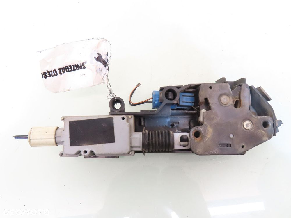 ZAMEK KLAPY LAND ROVER FREELANDER (L314) 335424 - 7