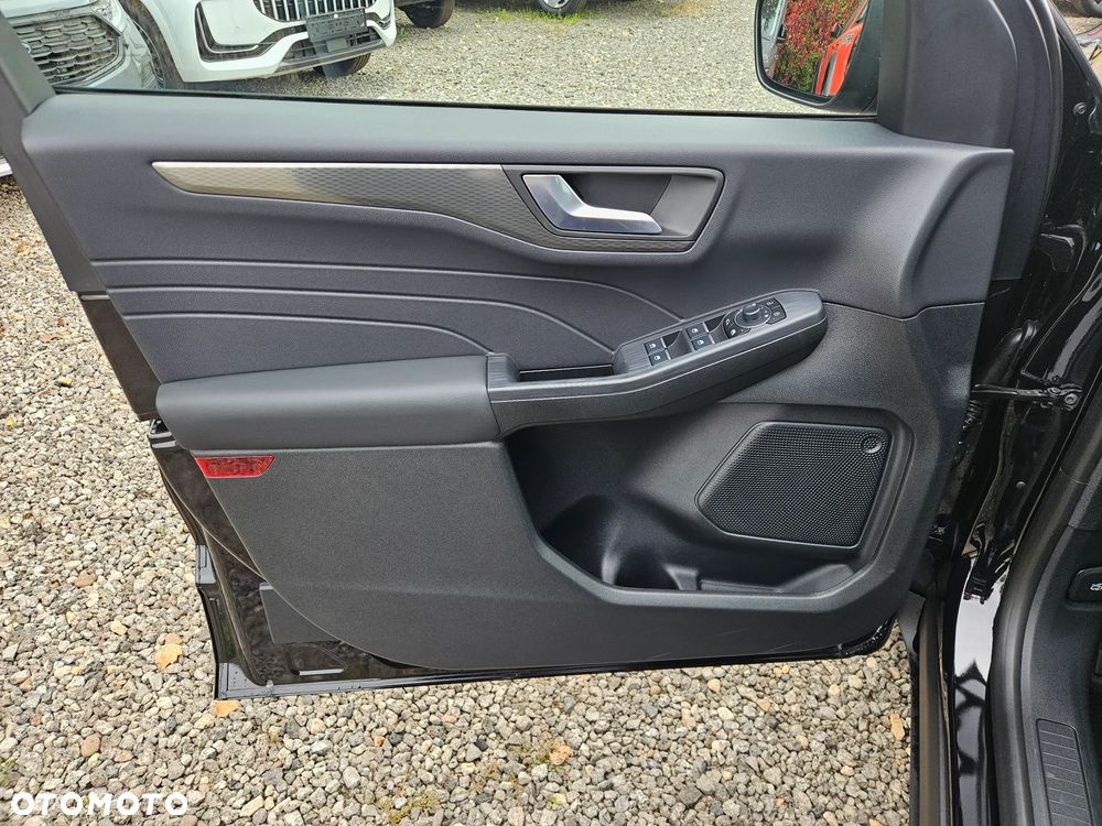 Ford Kuga 2.5 FHEV FWD Titanium eCVT - 19