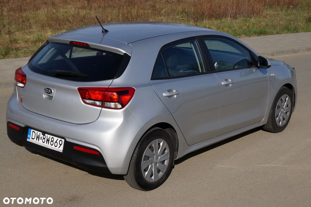 Kia Rio 1.2 L Business Line - 8