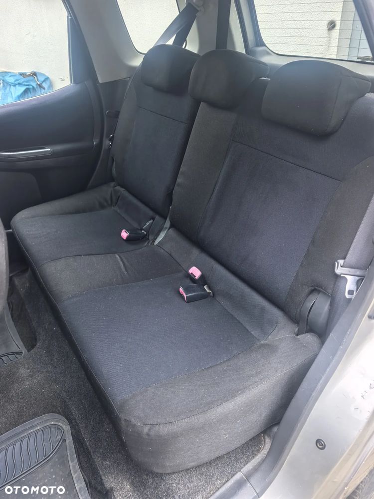 Suzuki Ignis - 10