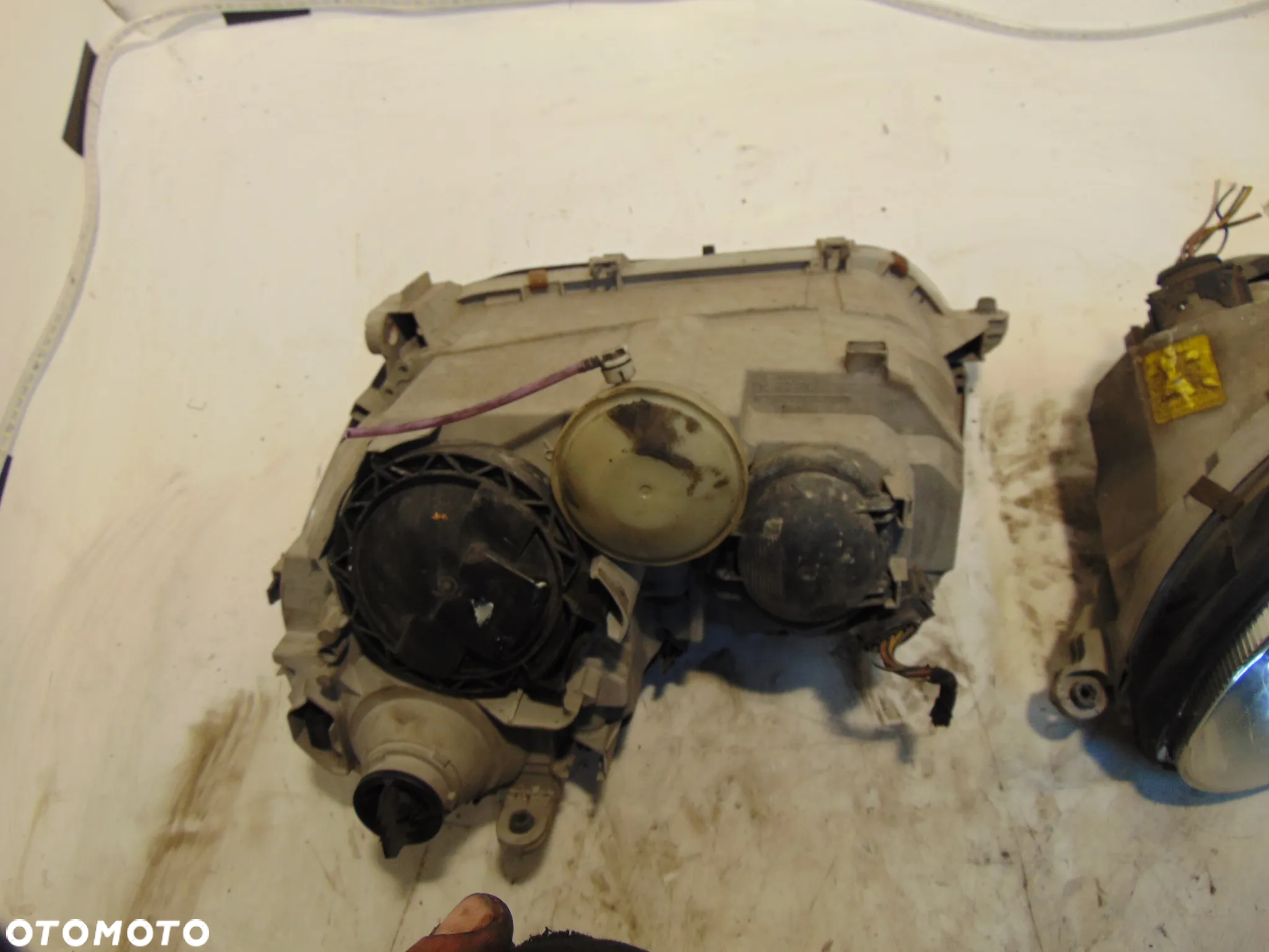 lampa prawy przód mercedes w203 sedan - 7