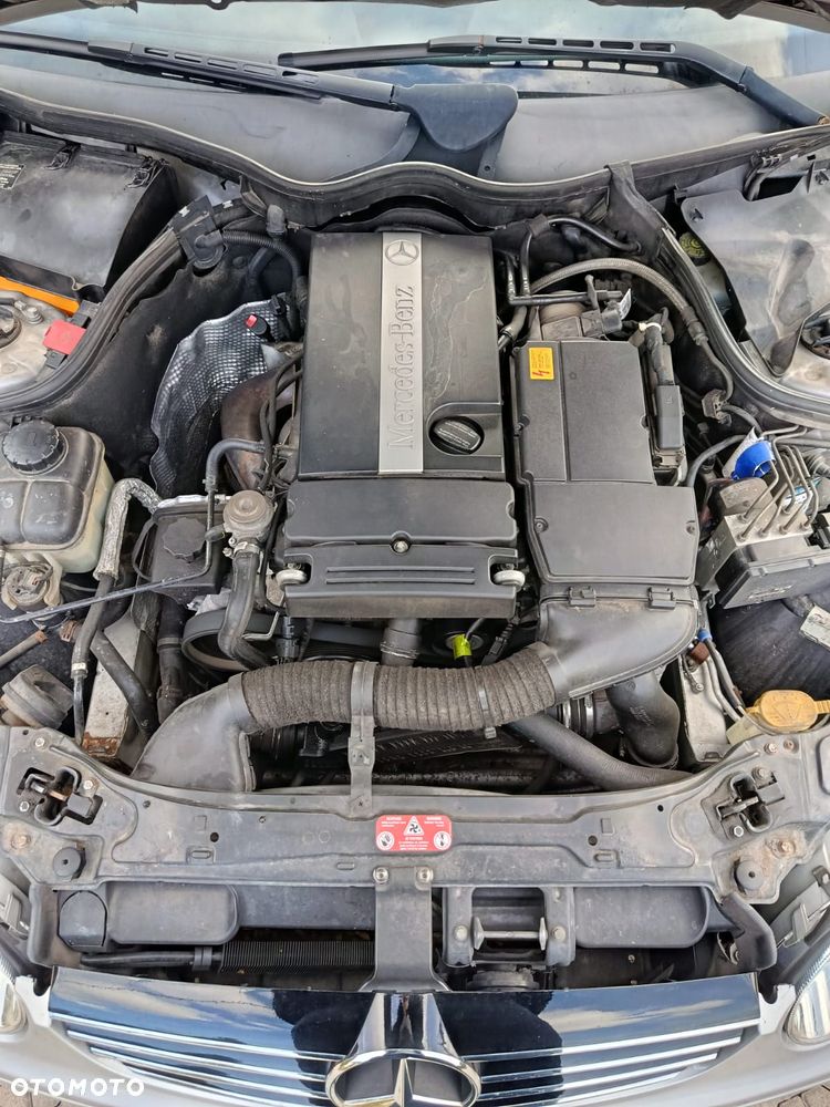 Mercedes-Benz CLK - 6