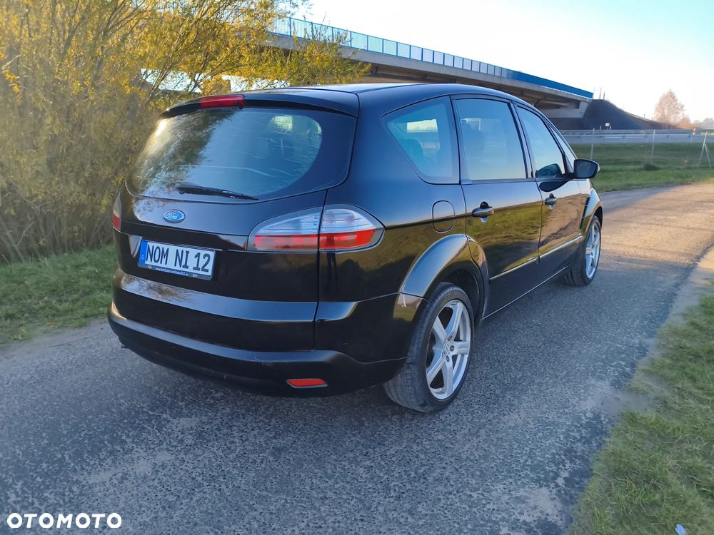 Ford Galaxy 2.0 Concept - 6