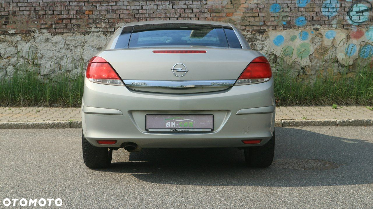 Opel Astra GTC 1.6 Edition - 34