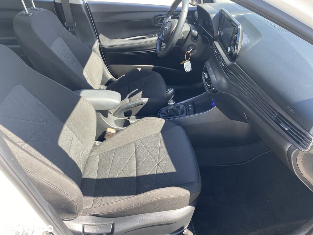 Hyundai Bayon - 15