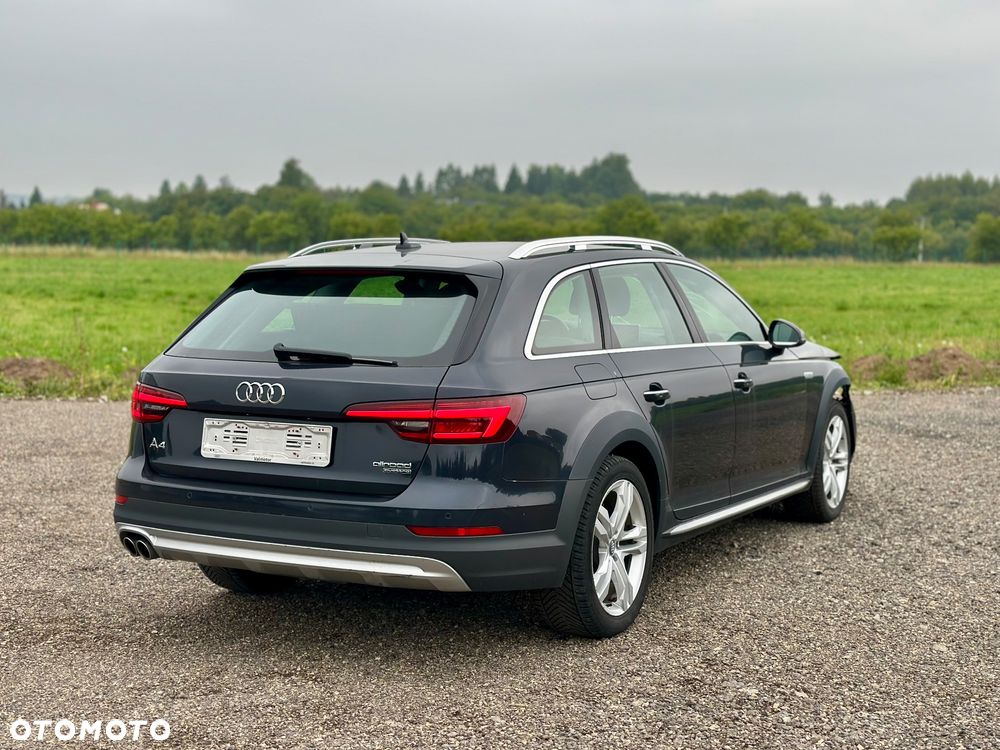 Audi A4 Allroad - 13