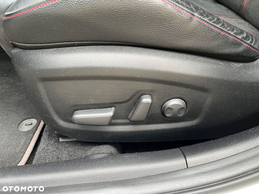 Kia Ceed 1.6 T-GDI DCT7 OPF GT - 21