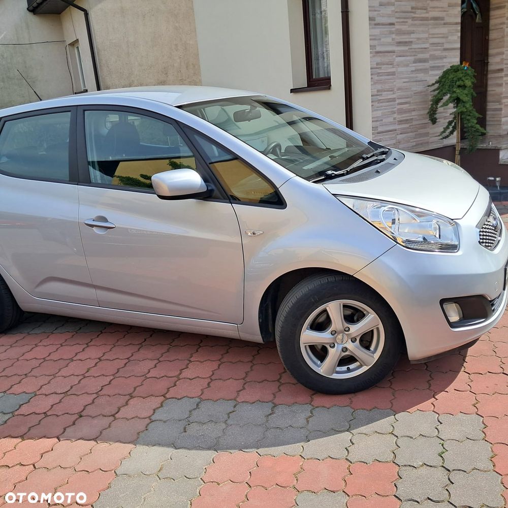 Kia Venga 1.4 CVVT Vision - 8