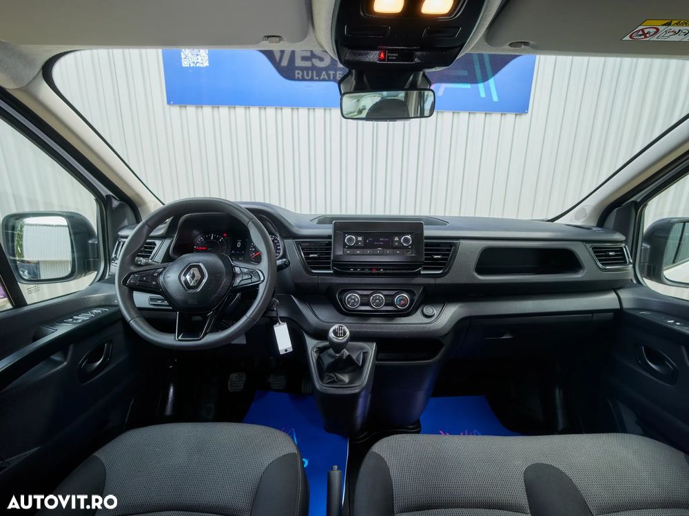 RENAULT Trafic 2022 — imagine 11