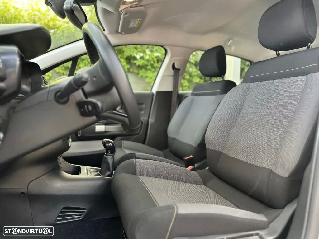 Citroën C3 1.2 PureTech Shine - 10