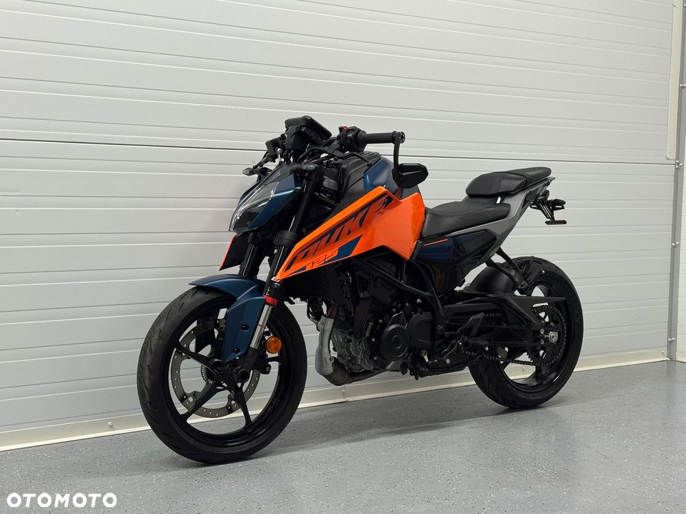 KTM Duke - 13