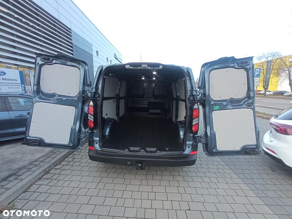 Ford Transit - 18