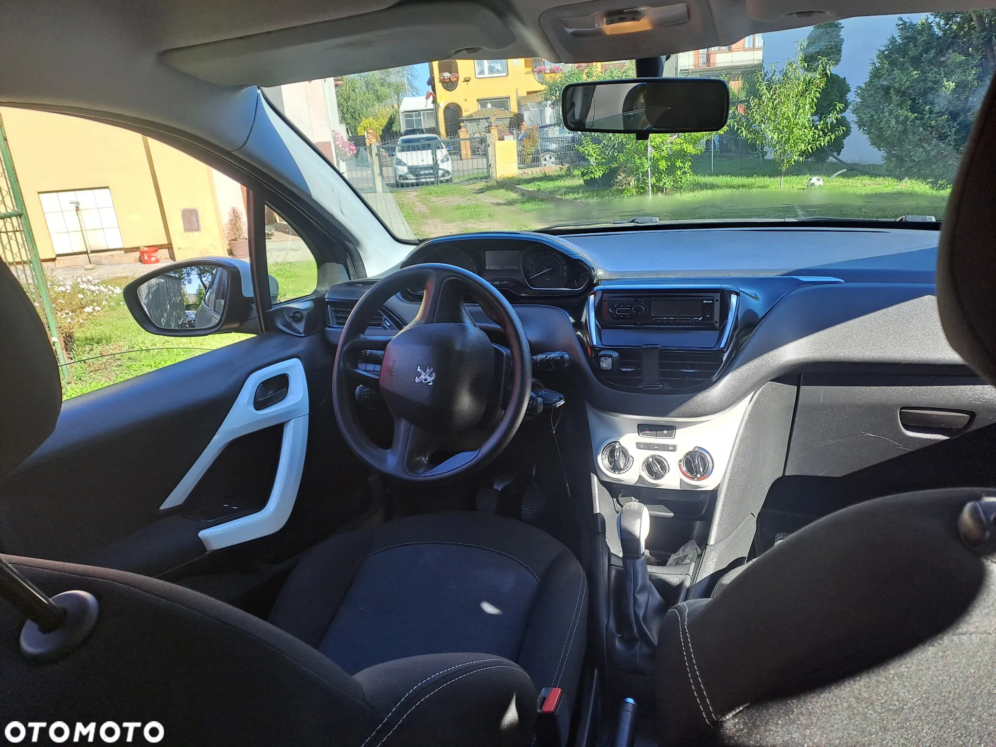 Peugeot 208 1.2 PureTech Like S&S - 8