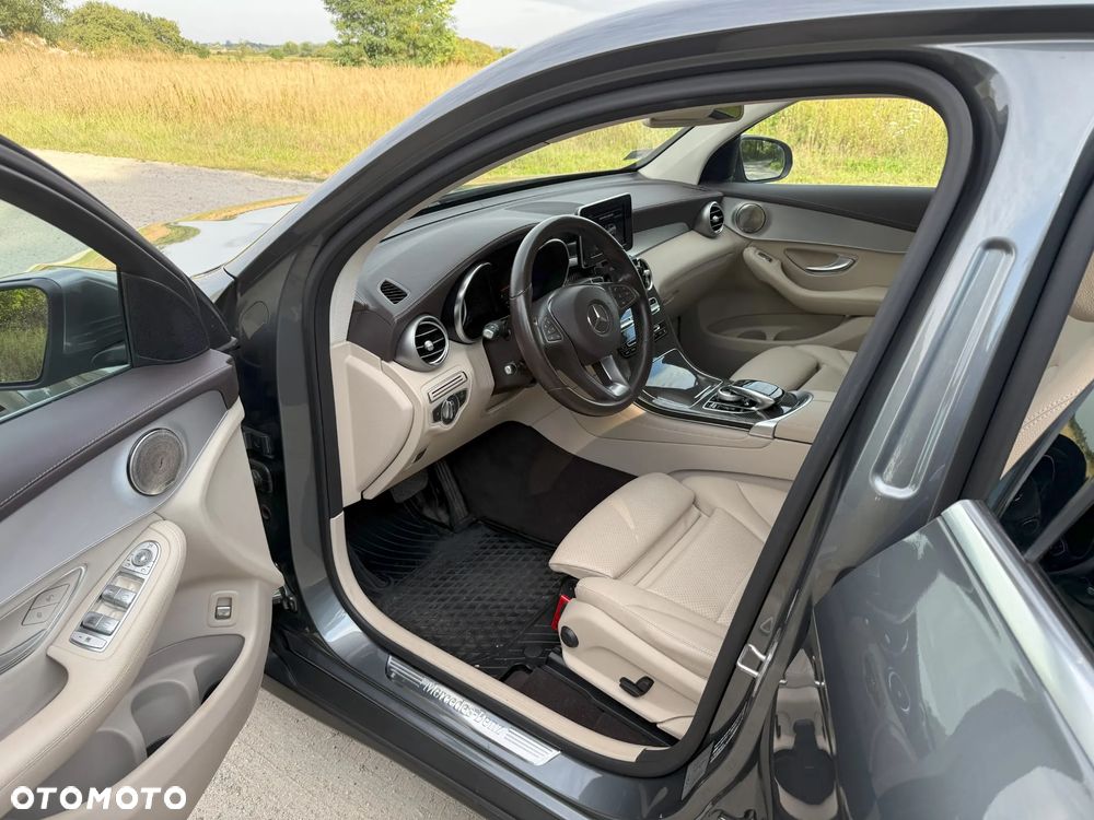 Mercedes-Benz GLC Coupe 250 4-Matic - 20