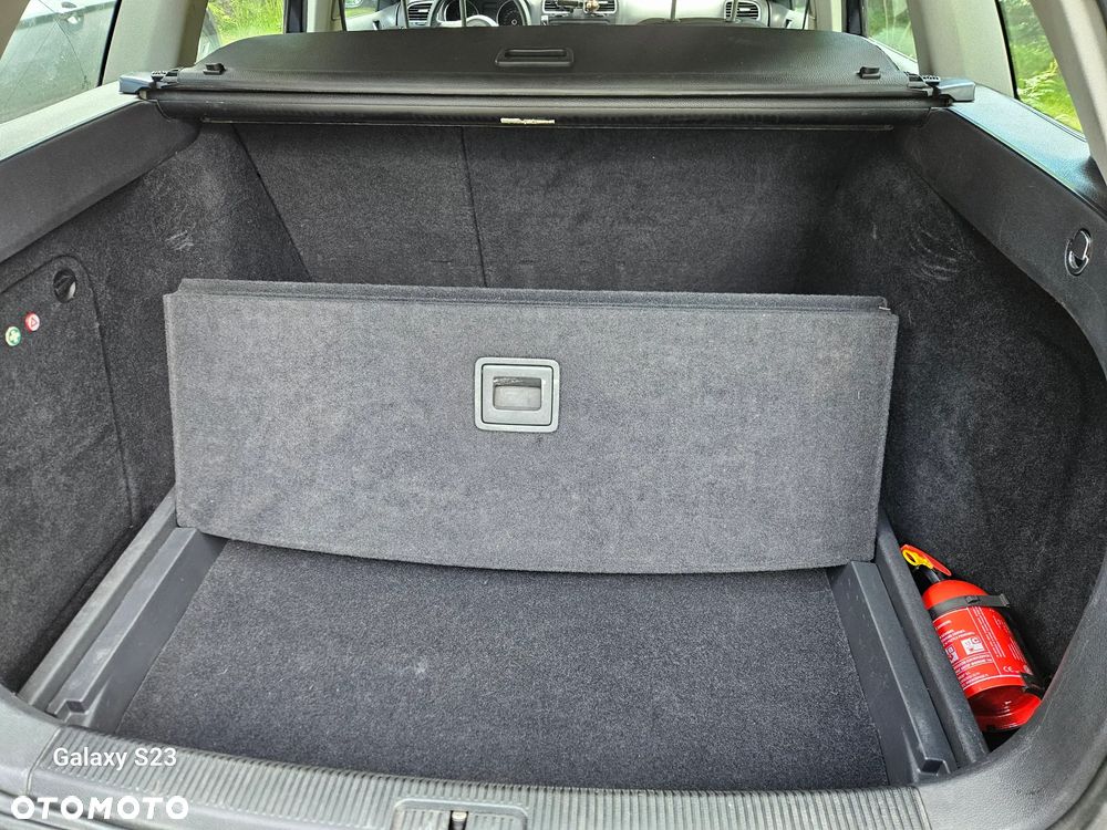 Volkswagen Golf 1.6 TDI Comfortline - 28
