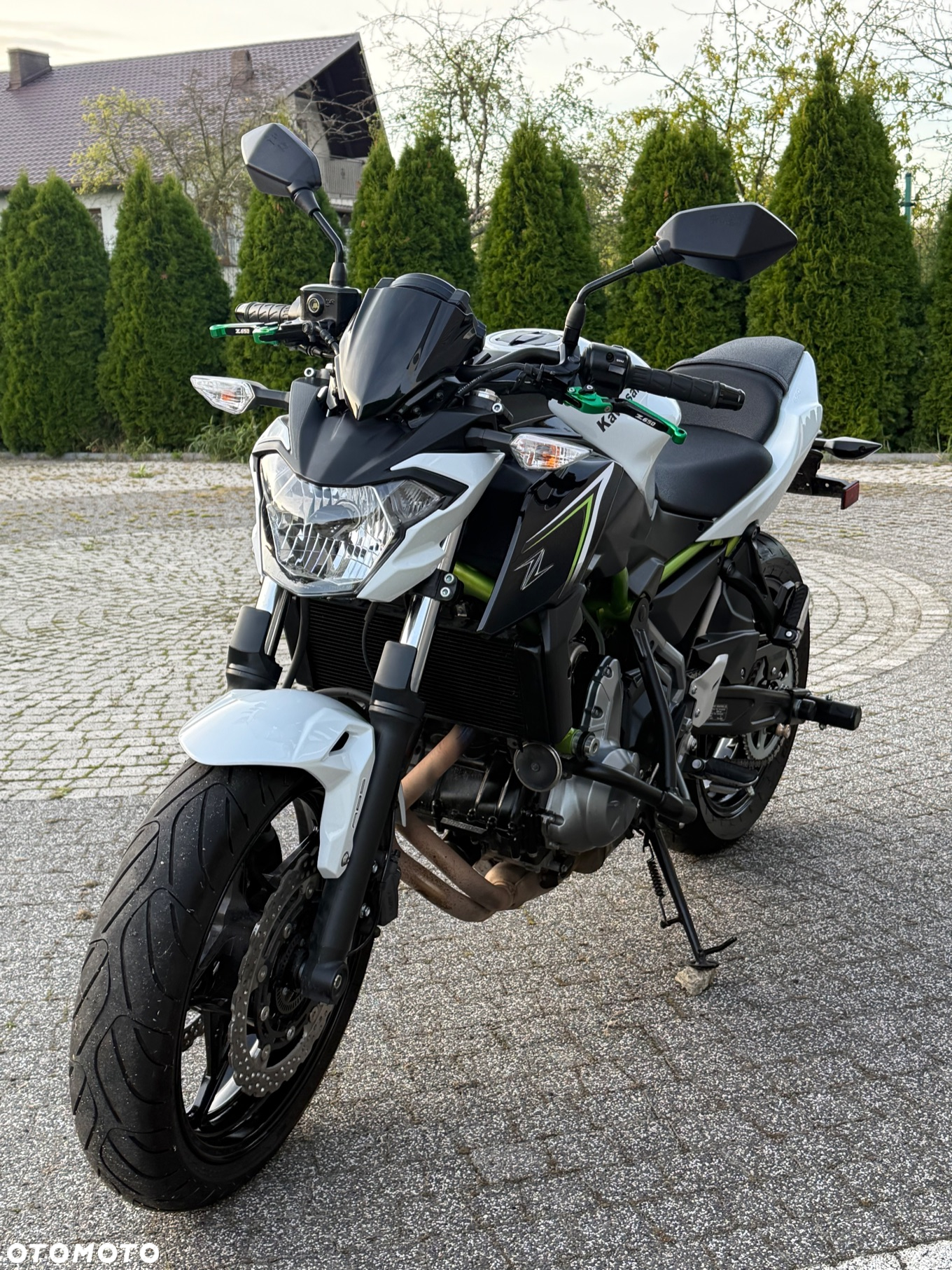 Kawasaki Z 650 - 15