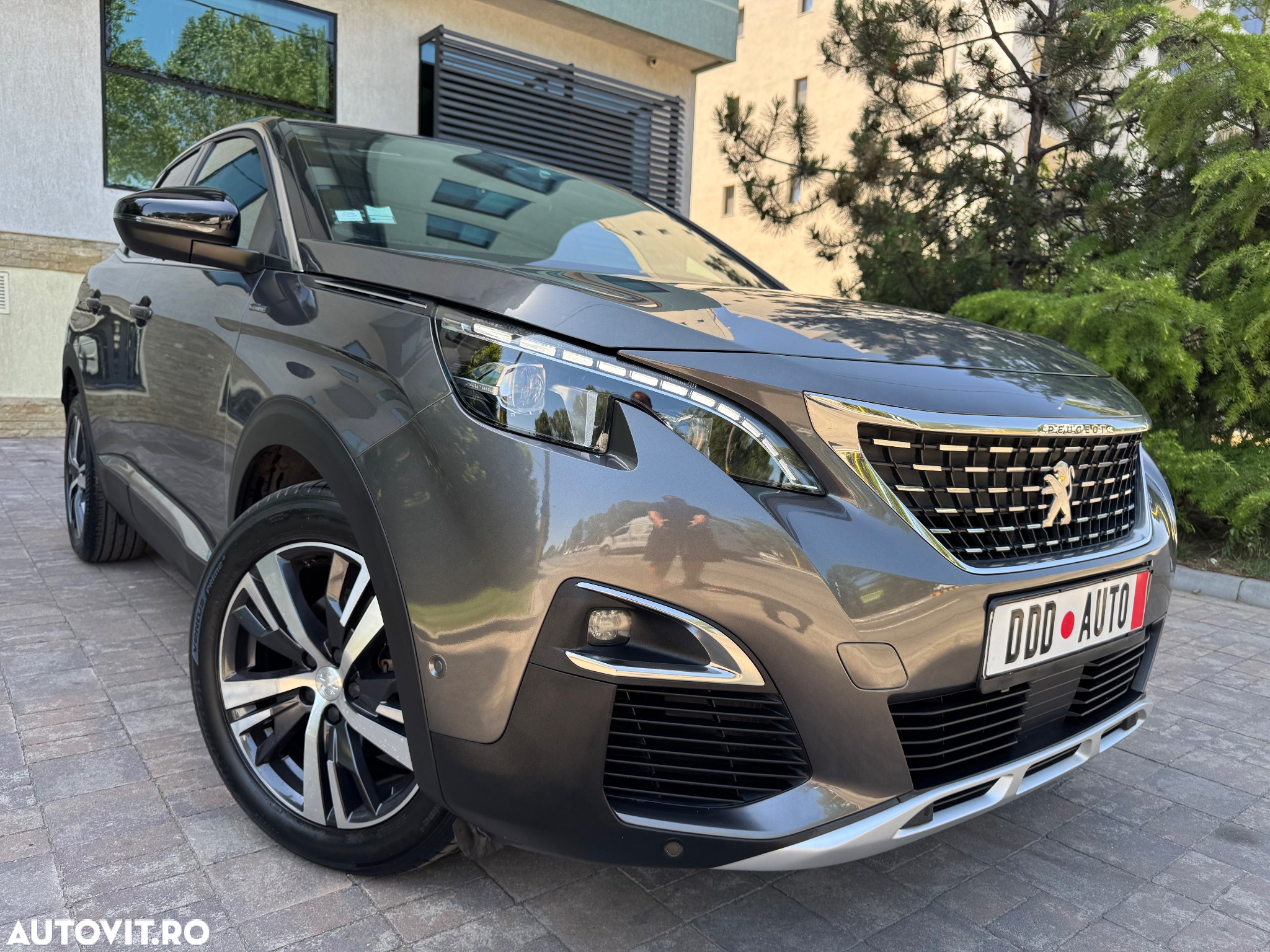 Peugeot 3008 PureTech 130 Stop & Start GPF EAT8 GT - 2