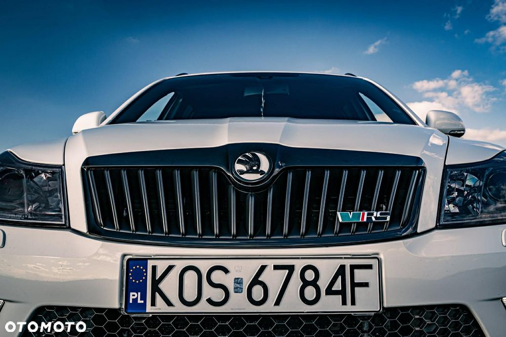 Skoda Octavia 2.0 TSI RS - 3