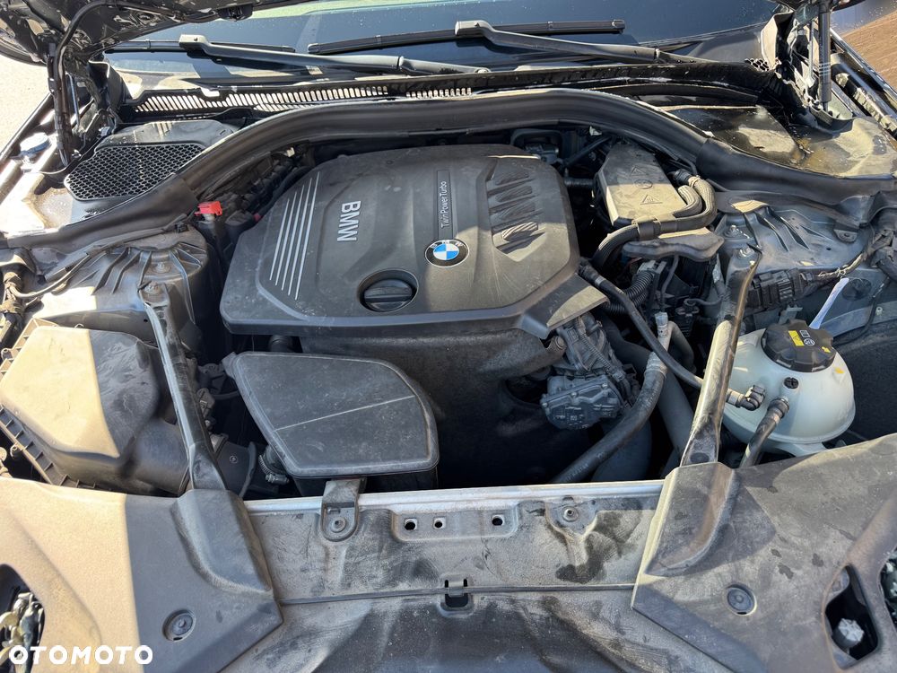 BMW Seria 5 520d xDrive M Sport sport - 9