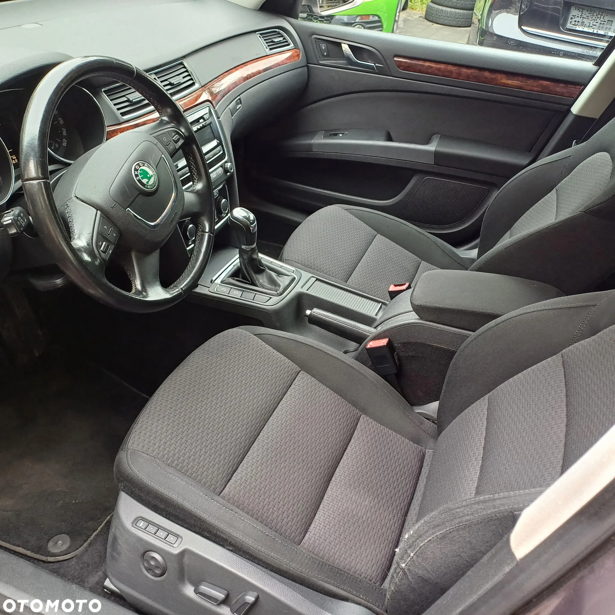 Skoda Superb 1.8 TSI Business - 21