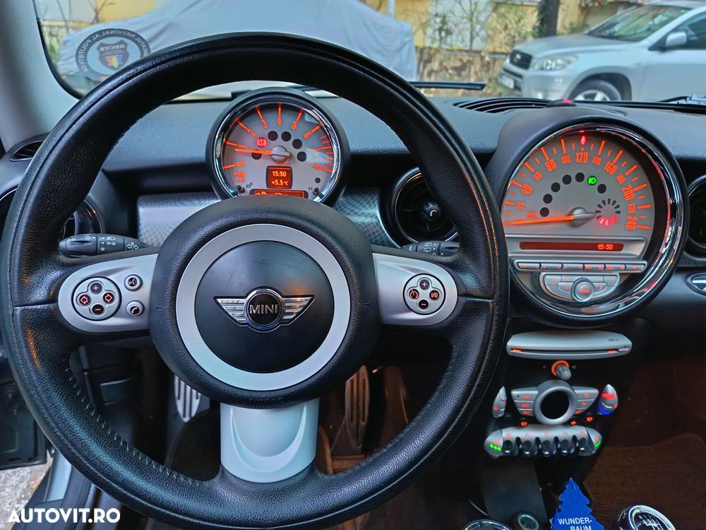 Mini Cooper S 50 Mayfair - 11