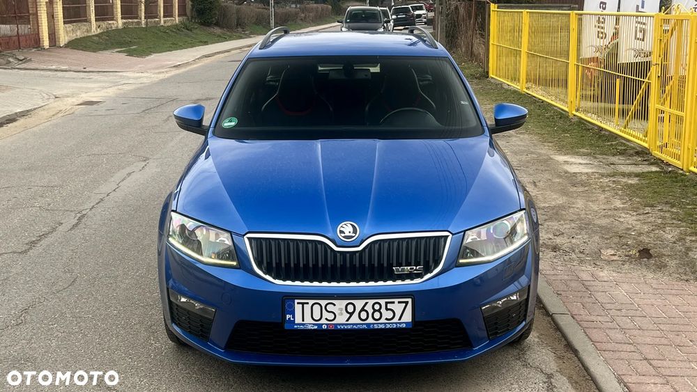 Skoda Octavia 2.0 TDI DSG RS - 11