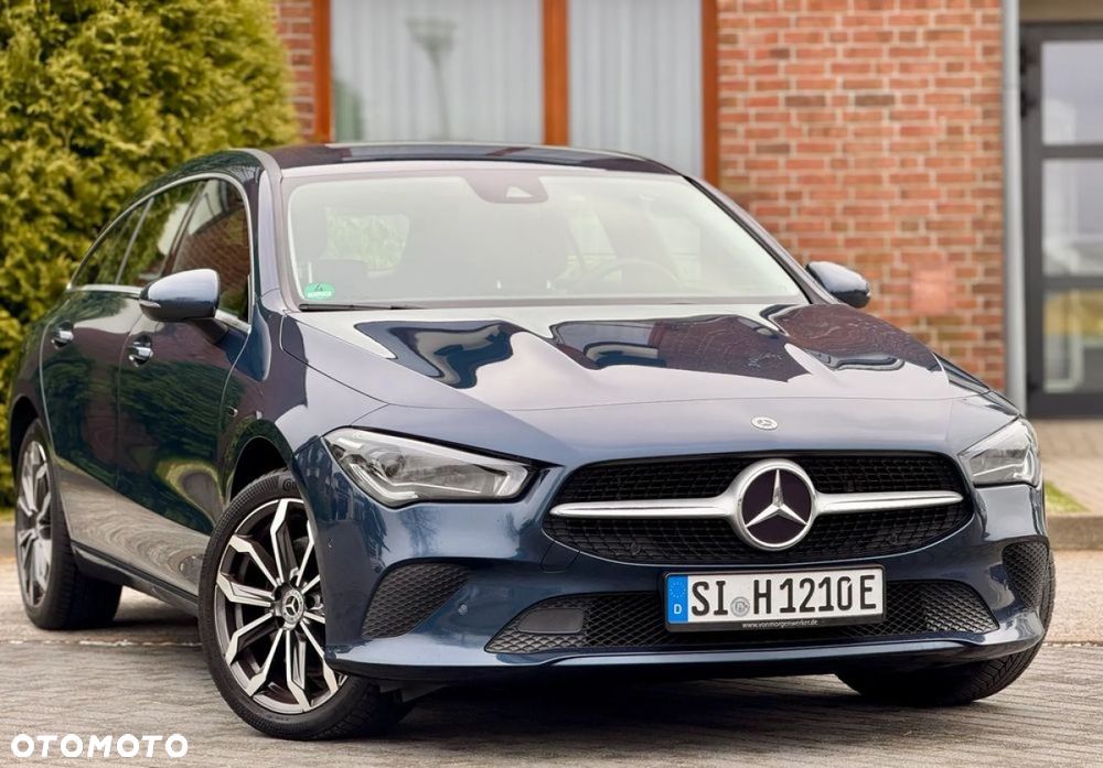 Mercedes-Benz CLA 250 e 8G-DCT Special Edition - 2