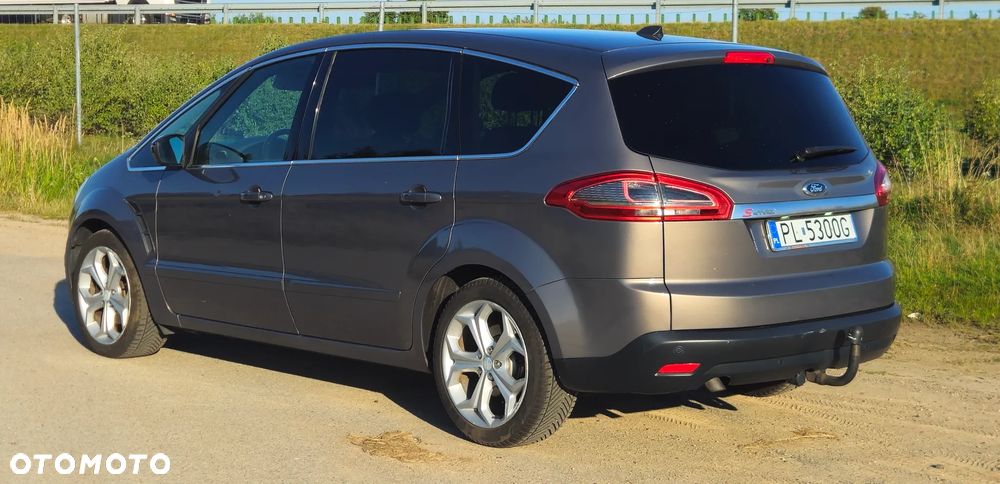 Ford S-Max - 9