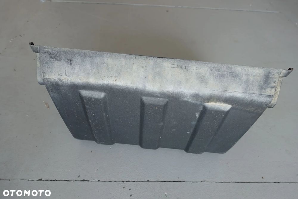 OSŁONA OBUDOWA AKUMULATORA NISSAN CABSTAR NT400 16r. - 4