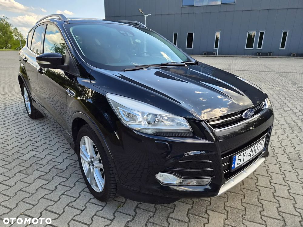 Ford Kuga 1.5 EcoBoost 2x4 Titanium - 2