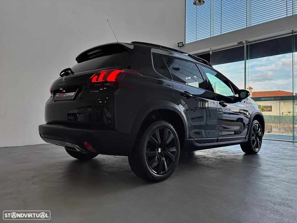 Peugeot 2008 1.2 PureTech GT Line - 4