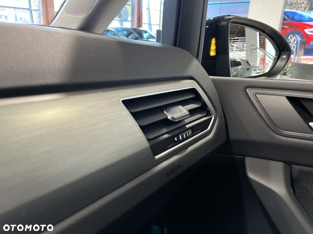 Volkswagen Touran 1.5 TSI EVO Comfortline Plus DSG - 24