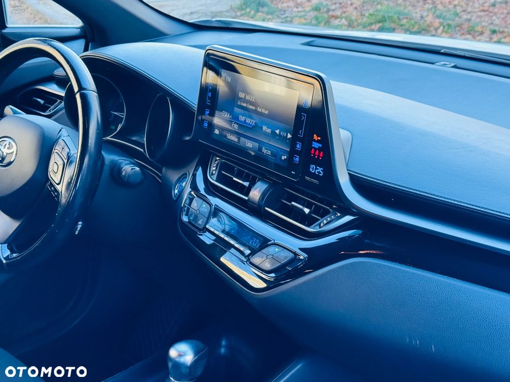 Toyota C-HR 1.8 Hybrid Dynamic - 30