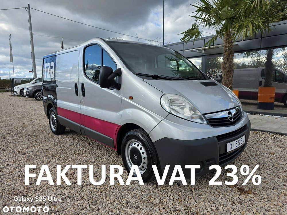 Opel Vivaro - 1