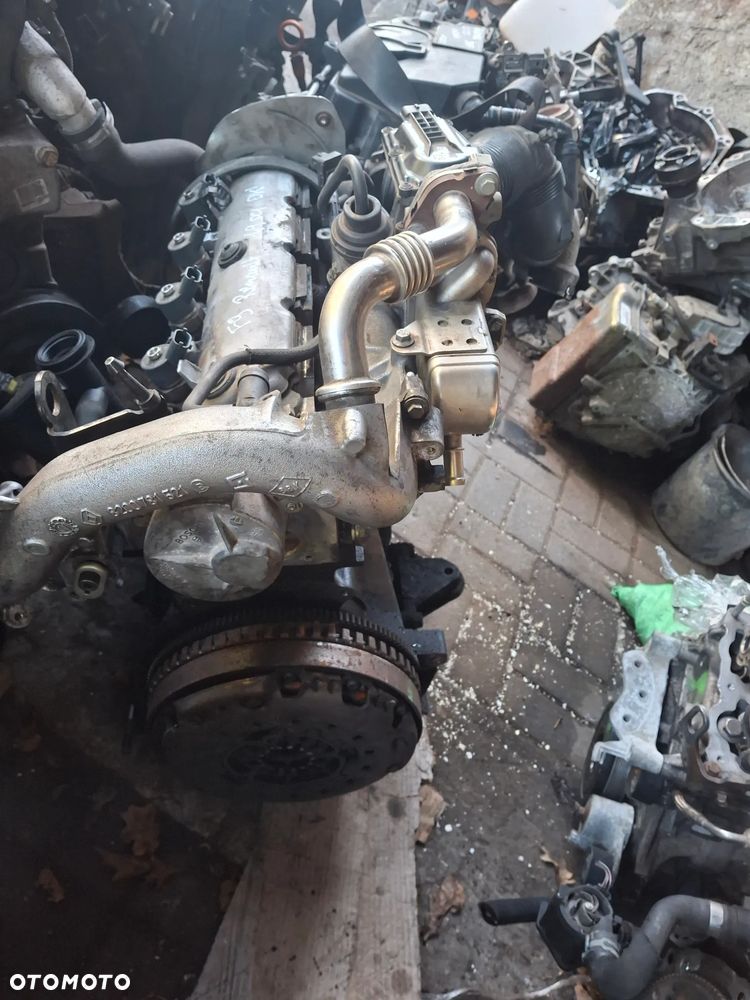 Silnik Trafic Vivaro Movano 1,9DCI F9K z Niemiec - 1