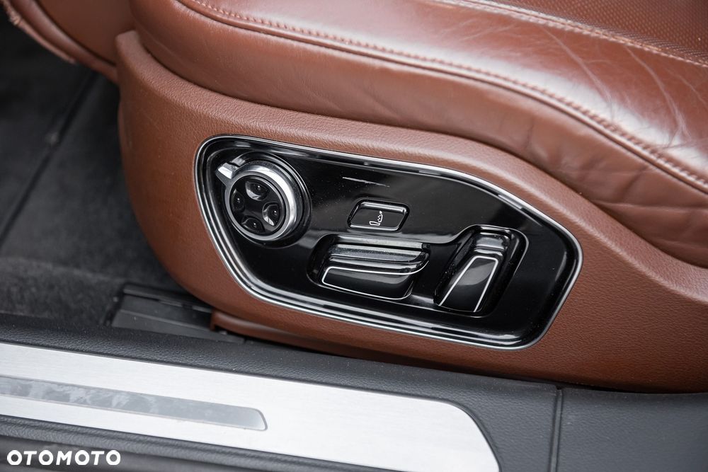 Audi A8 3.0 TDI DPF quattro tiptronic - 25