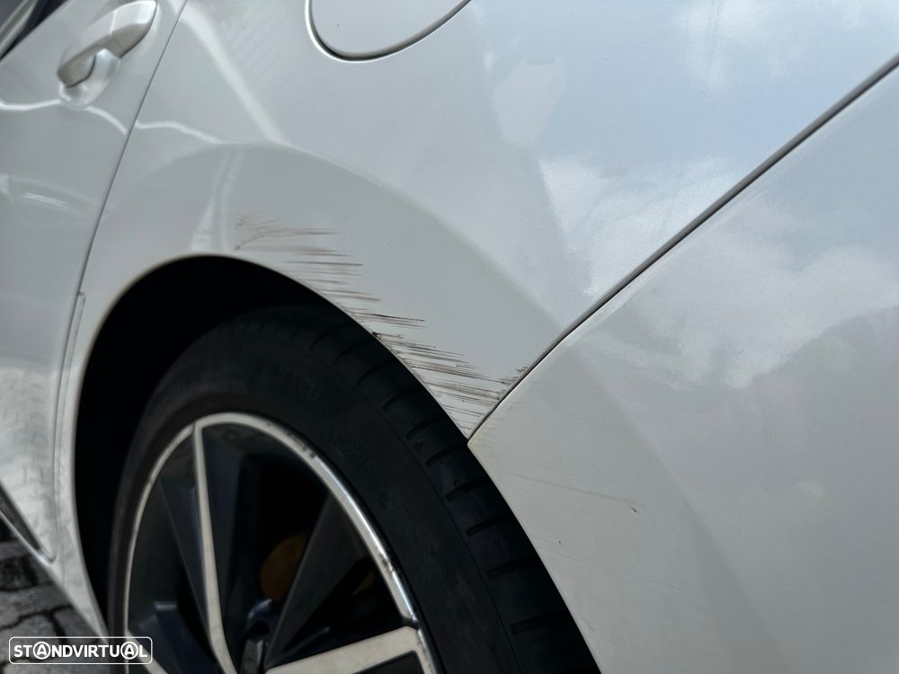 Toyota Auris 1.4 D-4D Comfort+Pack Techno - 38