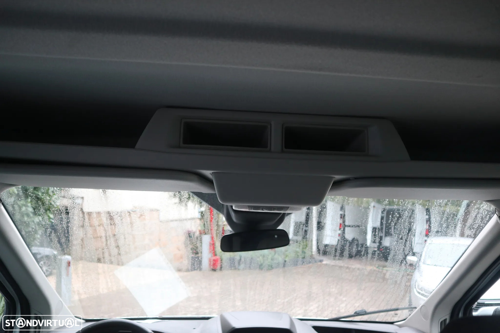 Ford Transit 2.0 TDCI 130 L4 Dupla Basculante - 17