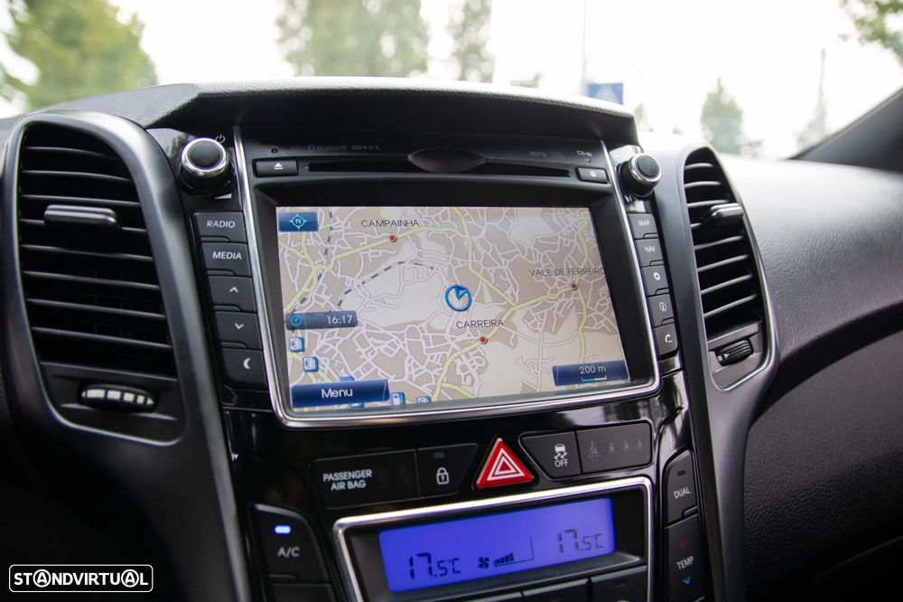 Hyundai i30 SW 1.6 CRDi GO! - 34