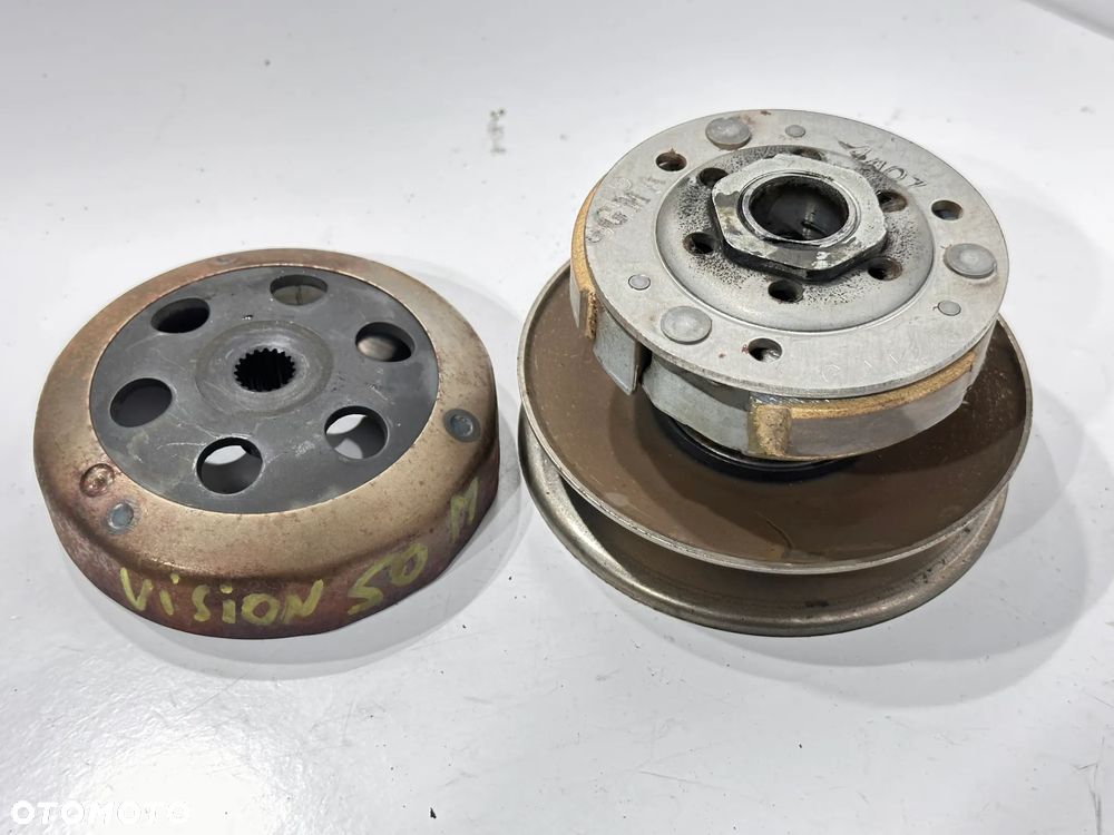 Sprzęgło Honda Vision 50 NSC - 1