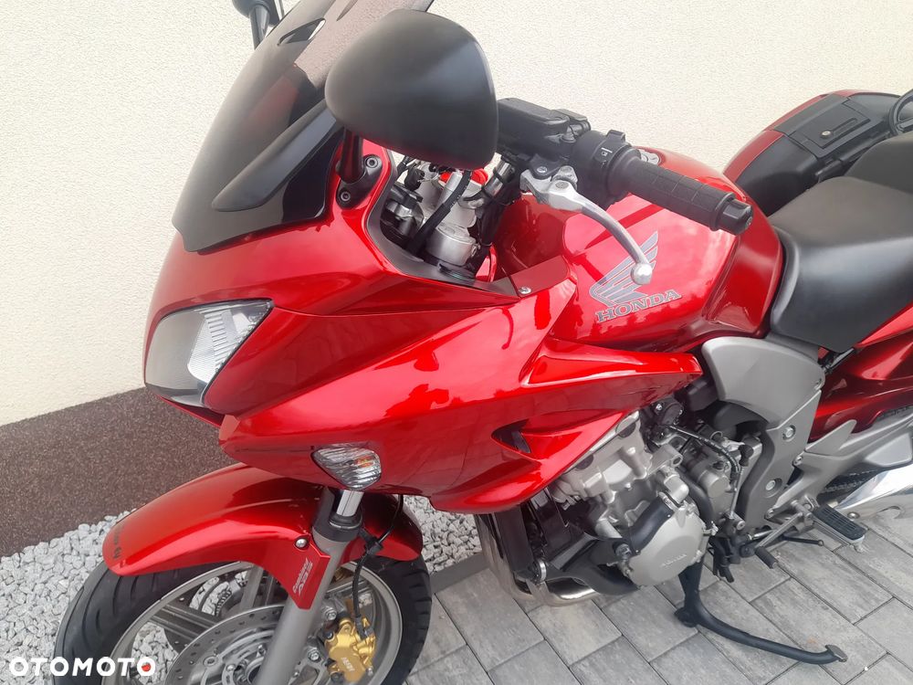 Honda CBF - 24