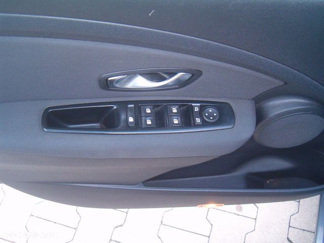 Renault Fluence - 16