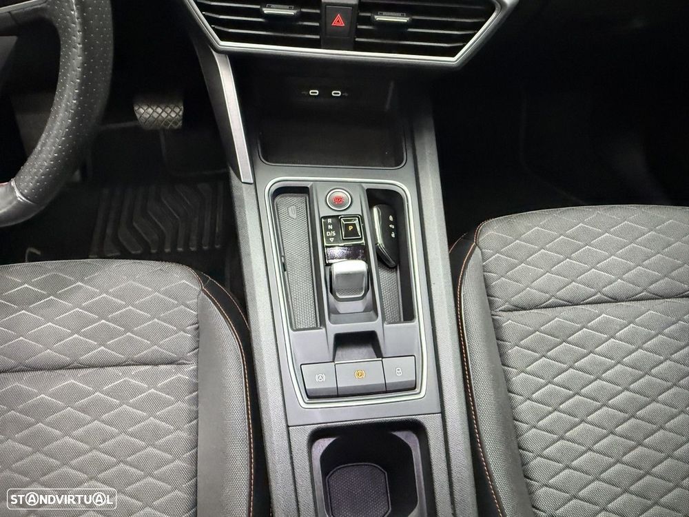 SEAT Leon 1.4 e-Hybrid FR DSG - 25