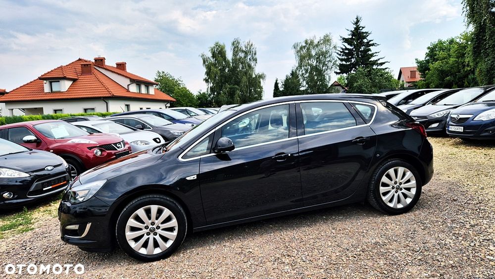 Opel Astra 1.4 T Cosmo S&S - 24
